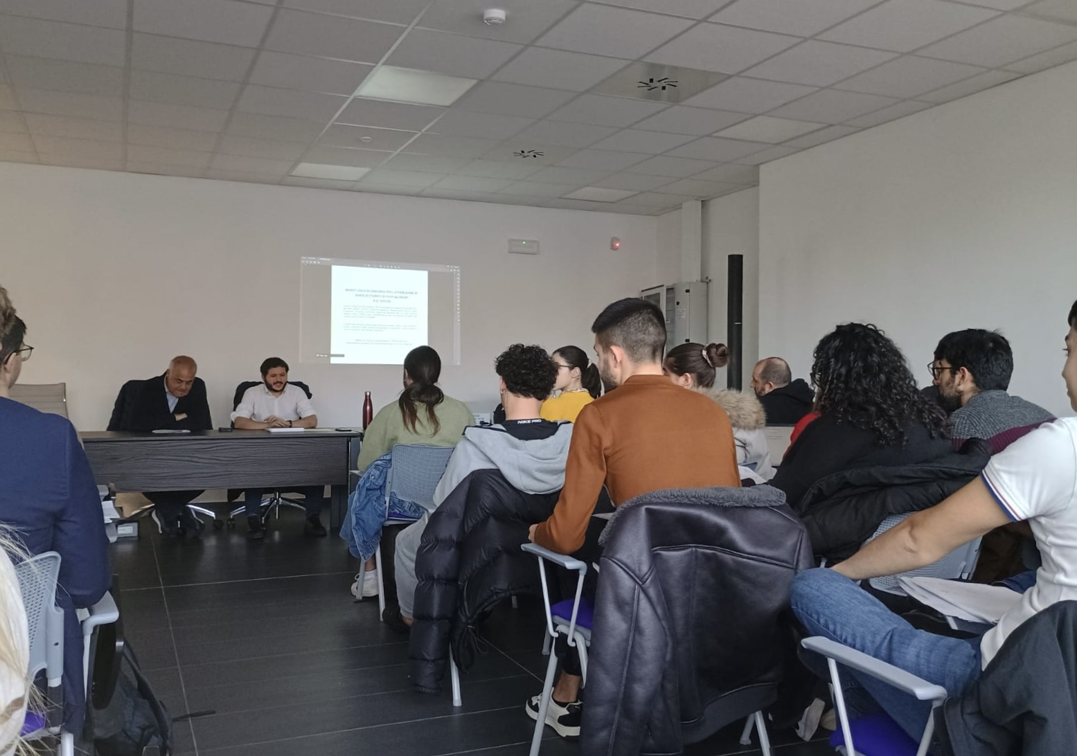 Gli studenti in riunione con i vertici dell'ERSU per approfondire il nuovo bando per le attività culturali